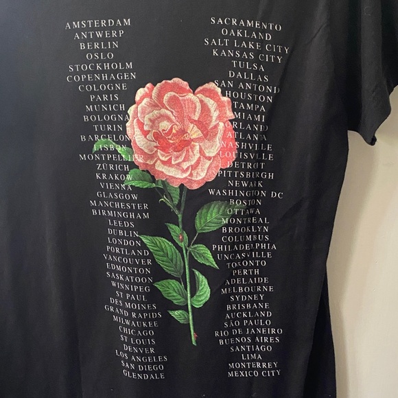 Shawn Mendes Black Graphic Tour Tee - Picture 5 of 5
